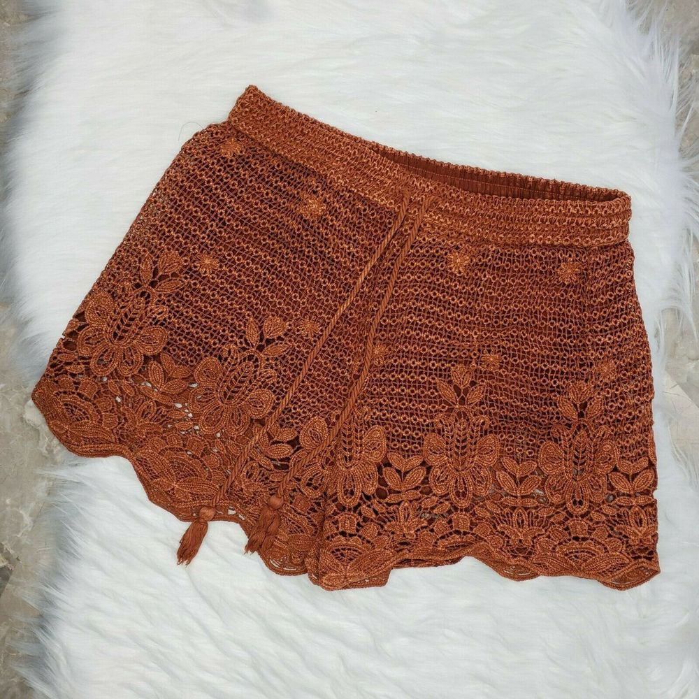 ABERCROMBIE & FITCH Rust Crochet High Rise Shorts - Picture 1 of 9